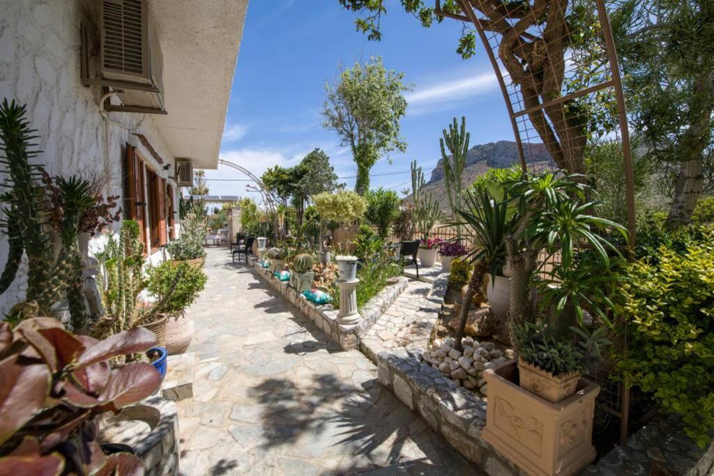 Villa Renas Secret Garden House Chania  Exterior foto